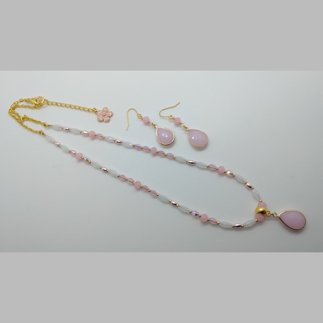 Teresa Earrings in Rose Quartz Teresa Earrings in Rose Quartz
